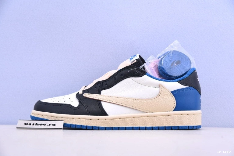 Jordan Scott Low Fragment Air DM7866-140 1 Travis 1023